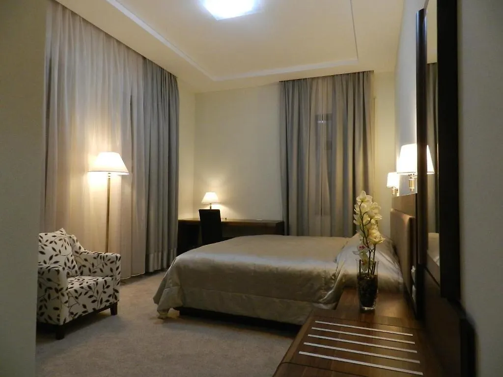 Boutique Hotel Kotoni ティラナ