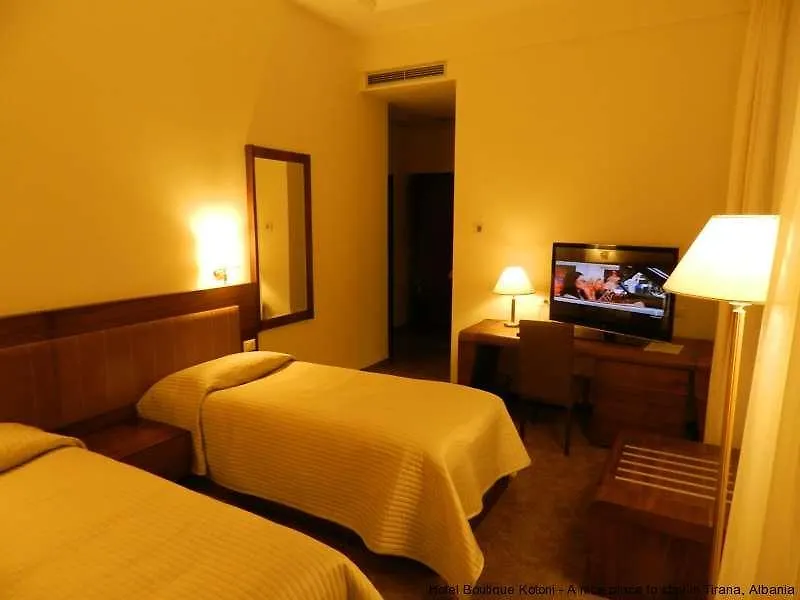 Boutique Hotel Kotoni ティラナ