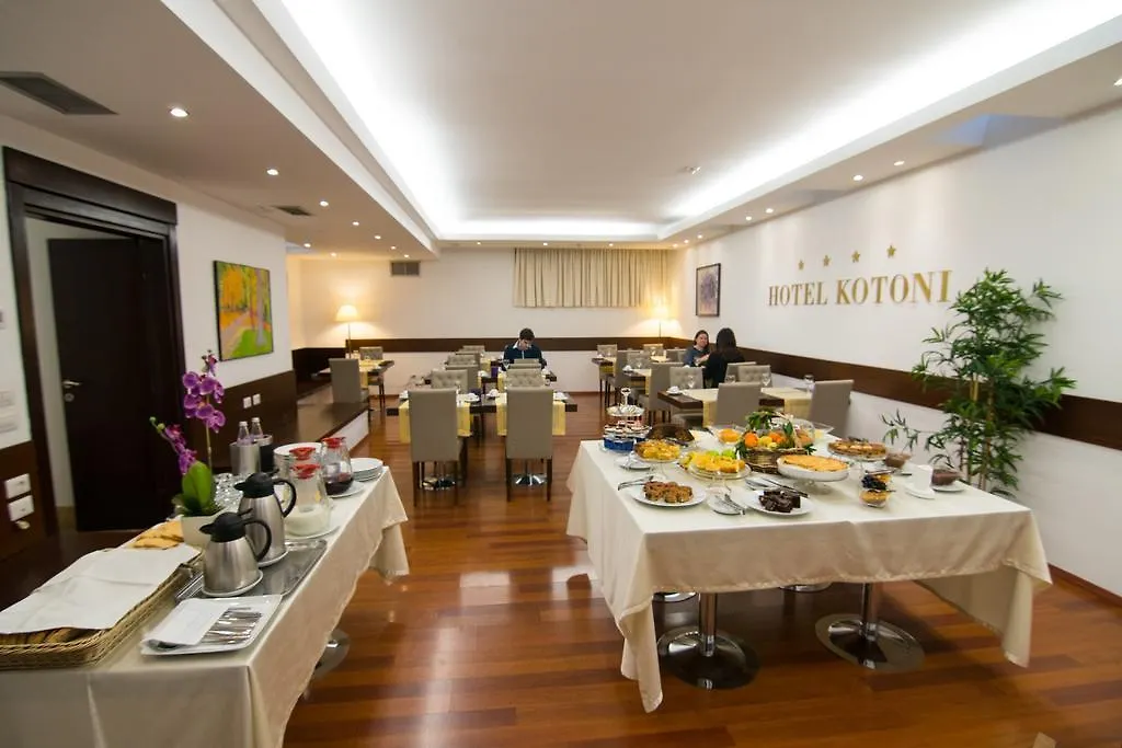 Boutique Hotel Kotoni ティラナ 4*,