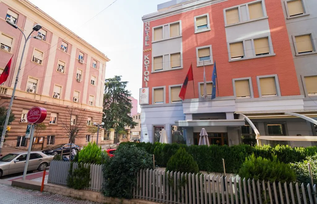 Boutique Hotel Kotoni ティラナ